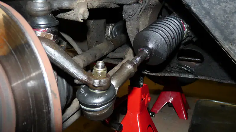 What Are The Symptoms Of A Bad Tie Rod End?